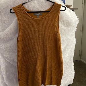 Shirt sleeve sweater